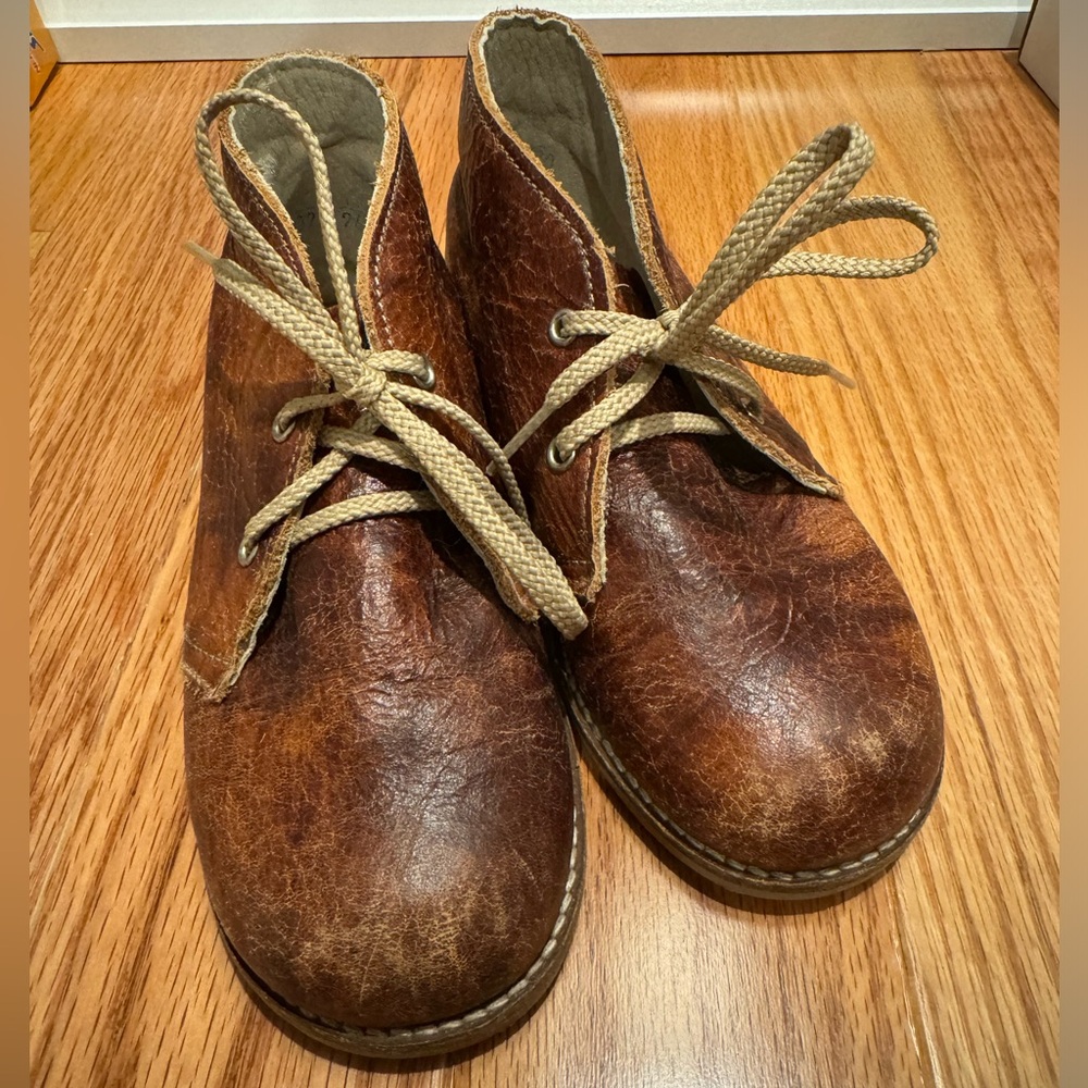Mon Petit Saddle Brown Hard Soled Oxford Leather Boots- Toddler Size 11.